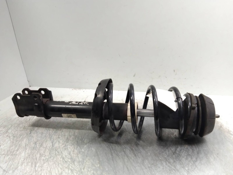 Recambio de amortiguador delantero izquierdo para opel zafira a elegance referencia OEM IAM 22170192 9223009 