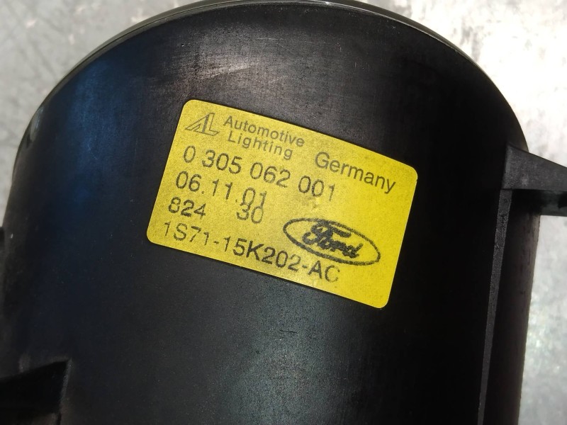 Recambio de faro antiniebla izquierdo para ford mondeo berlina (ge) ambiente referencia OEM IAM 1S7115K202AC 0305062001 