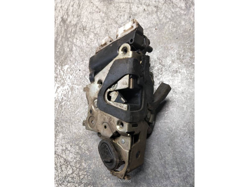 Recambio de motor cierre centralizado trasero derecho para peugeot 605 srdt referencia OEM IAM   4P