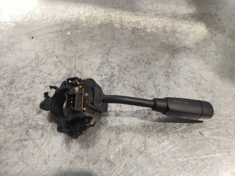 Recambio de mando limpia para mercedes vito kasten (639) 113 cdi extralang (639.605) referencia OEM IAM A6395450124 203300ZGS003