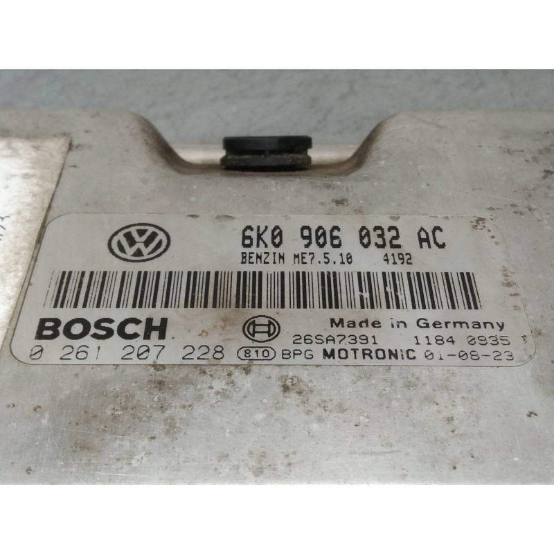 Recambio de centralita motor uce para seat cordoba berlina (6k2) stella referencia OEM IAM 0261207228 6K0906032AC ME7510