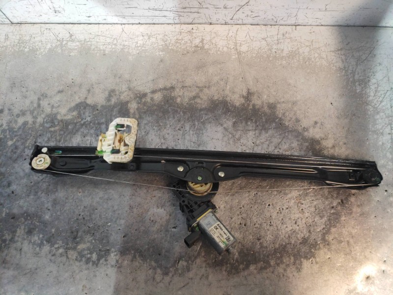 Recambio de elevalunas delantero derecho para iveco daily furgón 2.3 diesel cat referencia OEM IAM 5801528511  