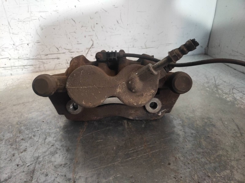 Recambio de pinza freno delantera izquierda para volkswagen crafter combi (2e) combi 30 referencia OEM IAM   