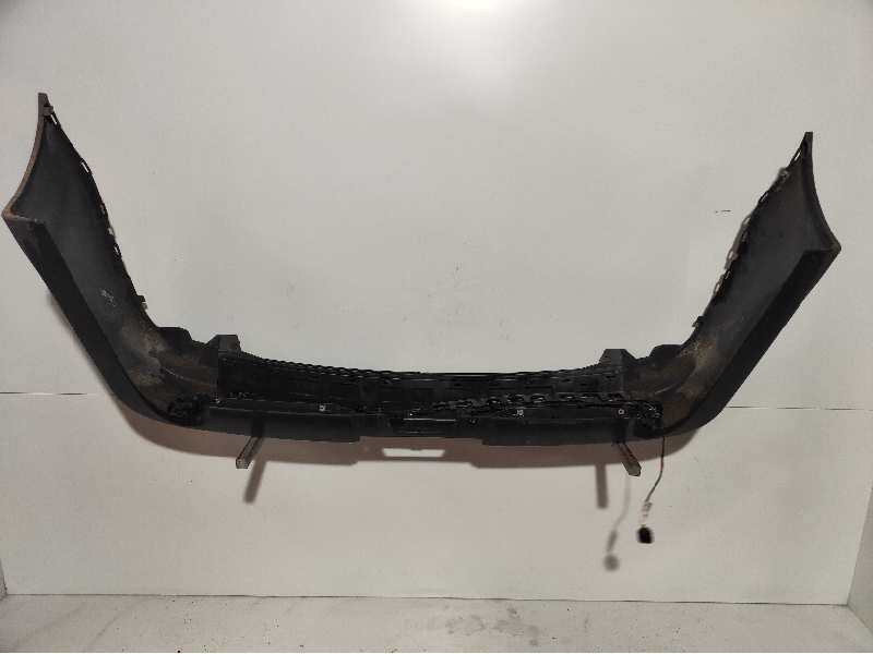 Recambio de paragolpes trasero para land rover range rover sport v8 td hse black&white referencia OEM IAM   