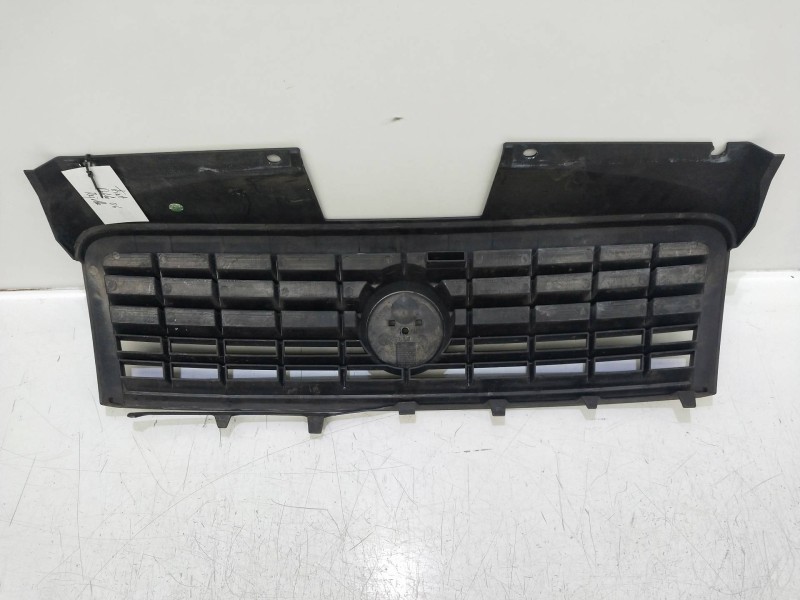 Recambio de rejilla delantera para fiat doblo cargo referencia OEM IAM    Recambio de rejilla delantera para fiat doblo cargo referencia OEM IAM