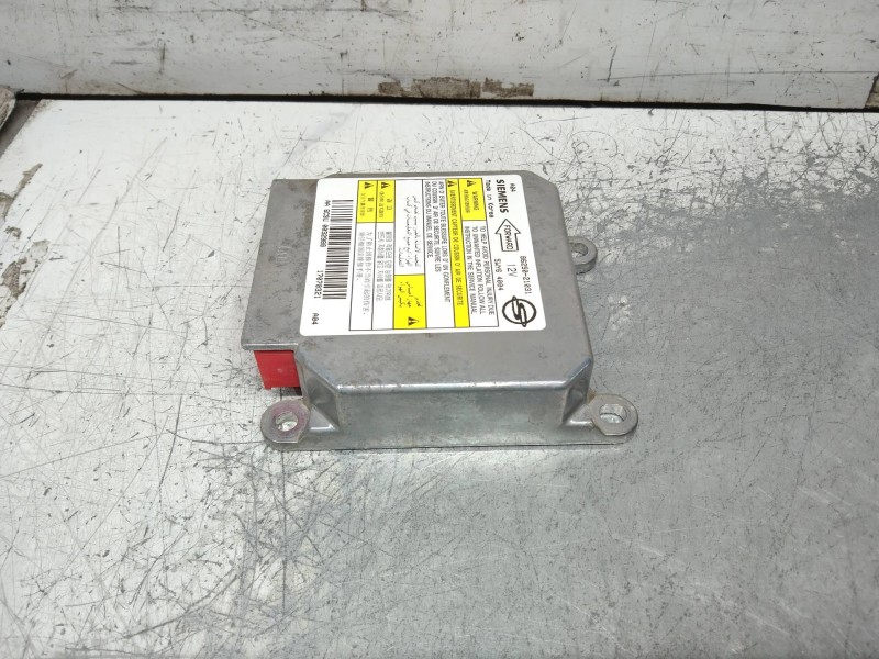 Recambio de centralita airbag para ssangyong rodius xdi referencia OEM IAM 8625021031  