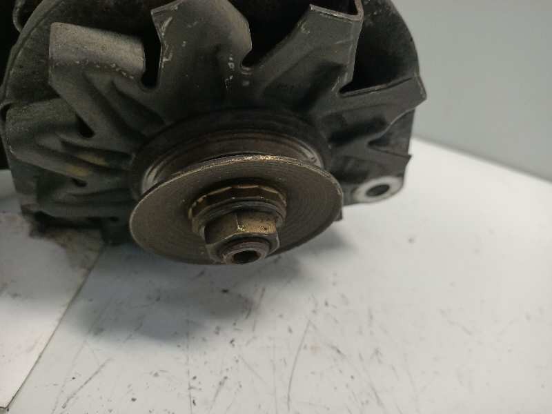 Recambio de alternador para alfa romeo 75 1.8 ie referencia OEM IAM 0120489905  BOSCH 65A
