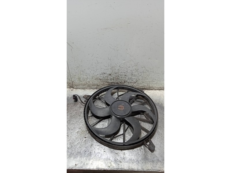 Recambio de electroventilador para jeep gr.cherokee (wj/wg) 3.1 td laredo referencia OEM IAM   