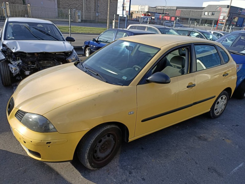 seat ibiza (6l1) del año 2002