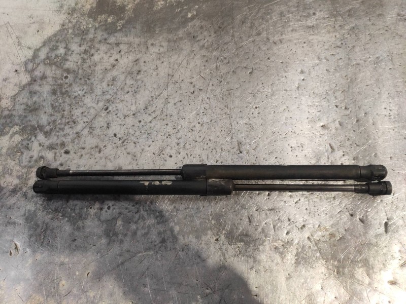 Recambio de amortiguadores maletero / porton para bmw serie 1 berlina (e81/e87) 118d referencia OEM IAM 51247060622  