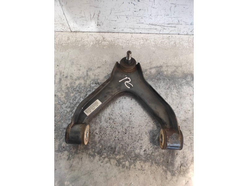 Recambio de brazo suspension superior delantero izquierdo para iveco daily furgón 2.3 diesel cat referencia OEM IAM   