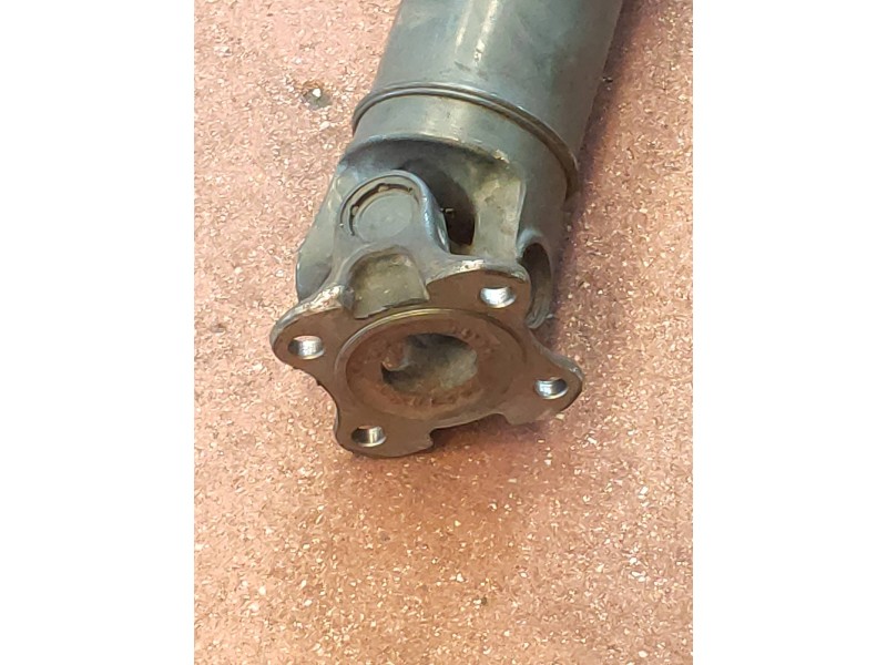 Recambio de transmision central para iveco daily furgón 2.3 diesel cat referencia OEM IAM   