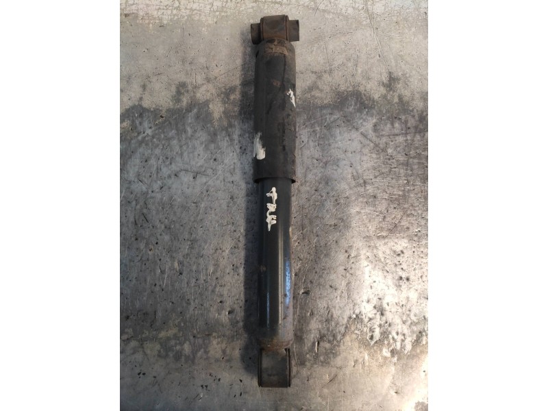 Recambio de amortiguador trasero izquierdo para iveco daily furgón 2.3 diesel cat referencia OEM IAM 5801771630  
