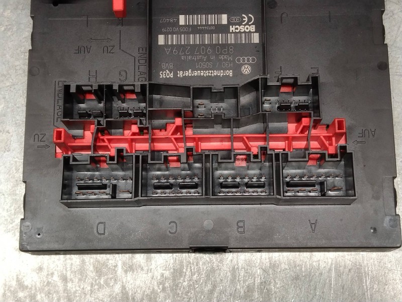 Recambio de caja reles / fusibles para audi a3 (8p) 2.0 tdi ambiente referencia OEM IAM 8P0907279A F005V00219 