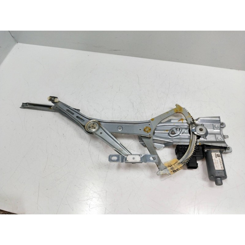 Recambio de elevalunas delantero derecho para opel astra gtc 1.8 16v referencia OEM IAM 13101479 982825101 3P