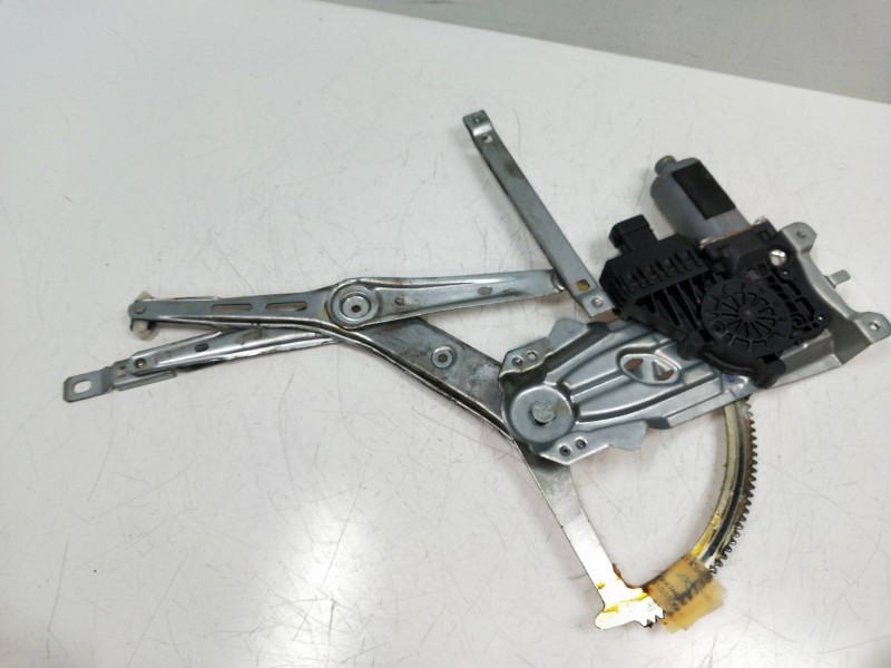 Recambio de elevalunas delantero derecho para opel astra h berlina 1.7 16v cdti referencia OEM IAM 13101481 994885101 5P