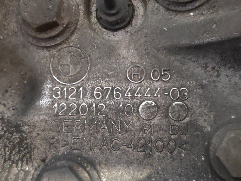 Recambio de mangueta delantera derecha para bmw serie 1 berlina (e81/e87) 118d referencia OEM IAM 31216764444  