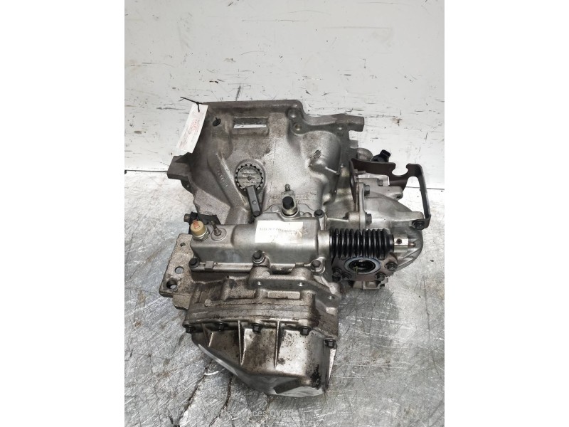 Recambio de caja cambios para chrysler saratoga básico referencia OEM IAM A523 4531914 