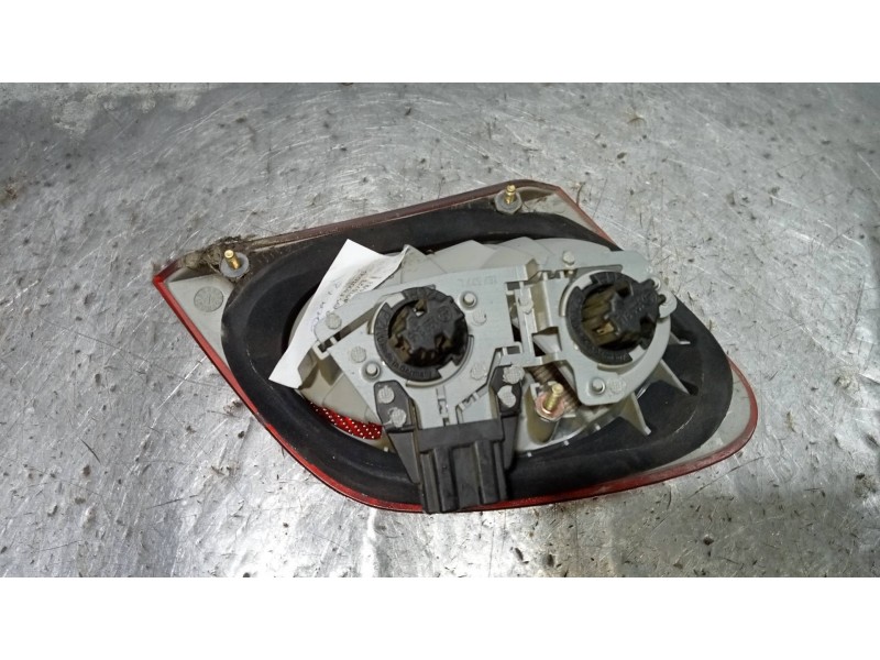 Recambio de piloto trasero izquierdo interior para mercedes clase e (w210) berlina diesel 300 turbodiesel (210.025) referencia O