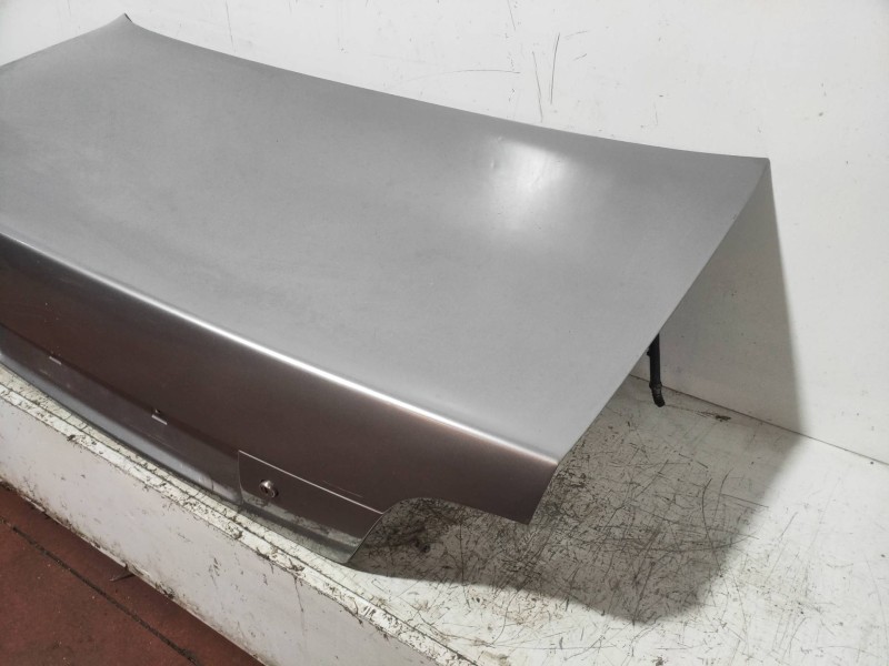 Recambio de tapa maletero para bmw serie 7 (e38) 725tds referencia OEM IAM   