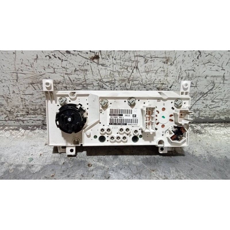 Recambio de mando calefaccion / aire acondicionado para jeep gr.cherokee (wj/wg) 3.1 td laredo referencia OEM IAM 55115904 P5511