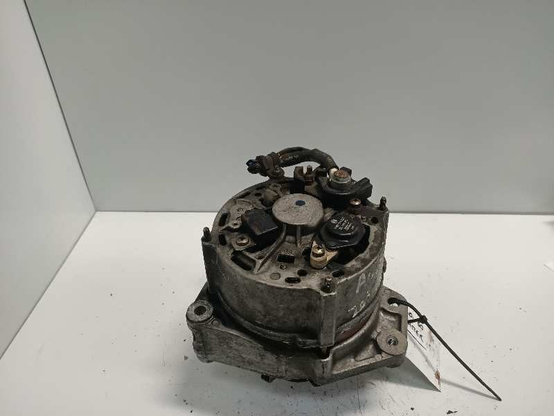Recambio de alternador para audi 80 (811/813) cd referencia OEM IAM 0120468011 050903015J BOSCH 90A Recambio de alternador para audi 80 (811/813) cd referencia OEM IAM 0120468011 050903015J BOSCH 90A
