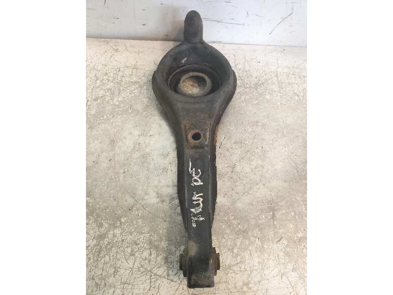 Recambio de brazo suspension superior trasero derecho para volvo s40 berlina 1.6 d kinetic referencia OEM IAM   