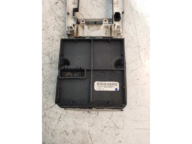Recambio de mando multifuncion para land rover range rover sport v8 td hse black&white referencia OEM IAM 8H32148596AA YUD501770