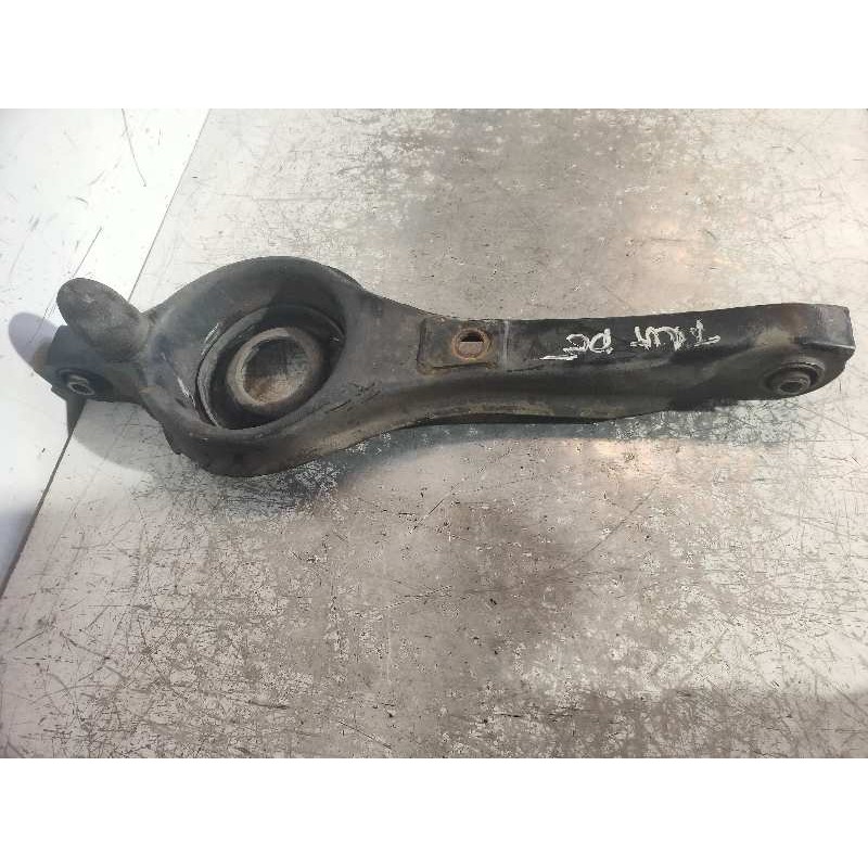 Recambio de brazo suspension superior trasero derecho para volvo s40 berlina 1.6 d kinetic referencia OEM IAM   