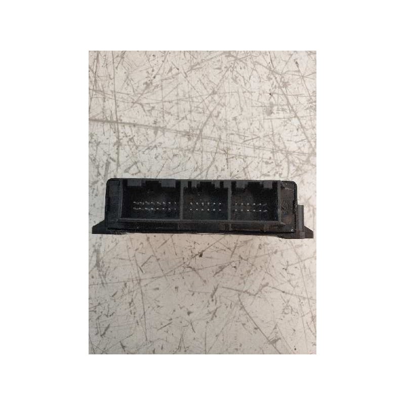 Recambio de centralita parktronic para land rover range rover sport v8 td hse black&white referencia OEM IAM YWC500550 601870 