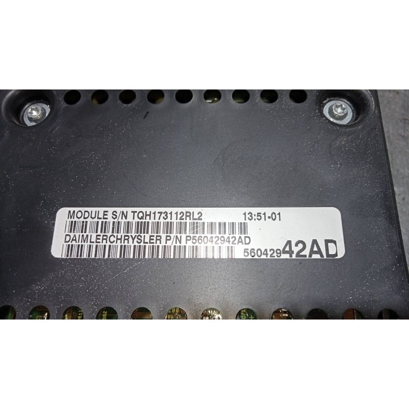 Recambio de caja reles / fusibles para jeep gr.cherokee (wj/wg) 3.1 td laredo referencia OEM IAM 56042942AD P56042942AD 