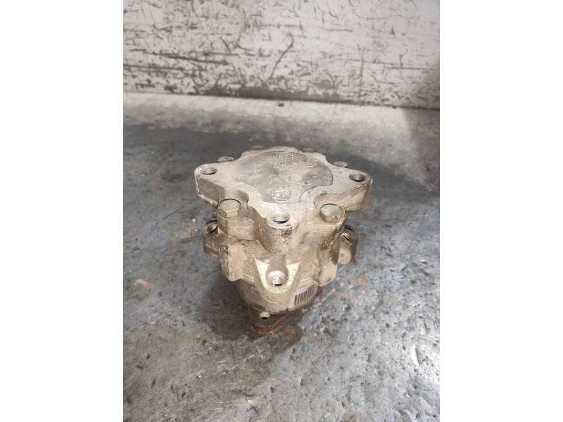 Recambio de bomba direccion para bmw serie 1 berlina (e81/e87) 118d referencia OEM IAM 7692974546  