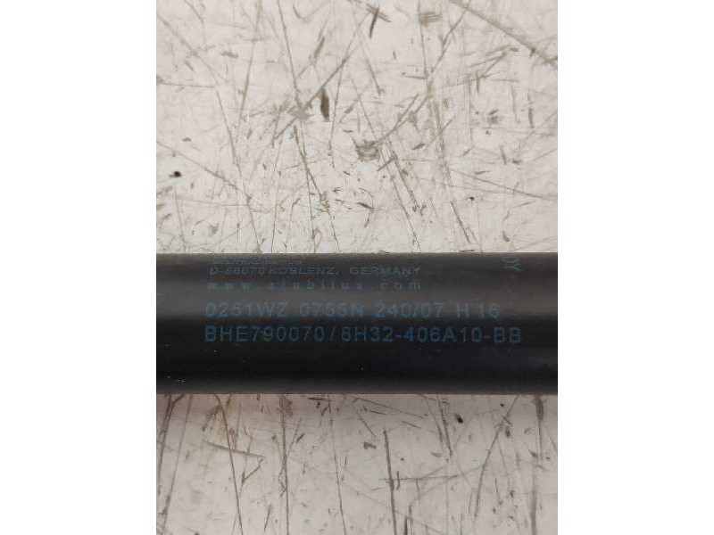 Recambio de amortiguadores maletero / porton para land rover range rover sport v8 td hse black&white referencia OEM IAM BHE79007