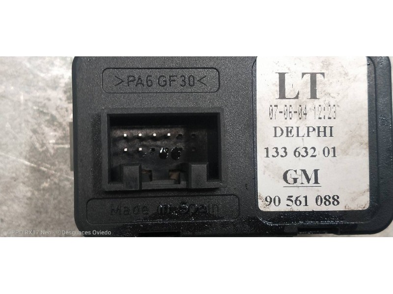 Recambio de mando elevalunas delantero izquierdo para opel astra g coupé 2.2 dti edition referencia OEM IAM 13363201 90561088 
