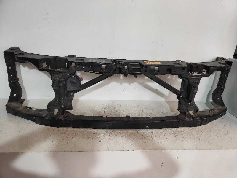 Recambio de panel frontal para land rover range rover sport v8 td hse black&white referencia OEM IAM   