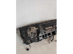 Recambio de refuerzo paragolpes delantero para land rover range rover sport v8 td hse black&white referencia OEM IAM    2