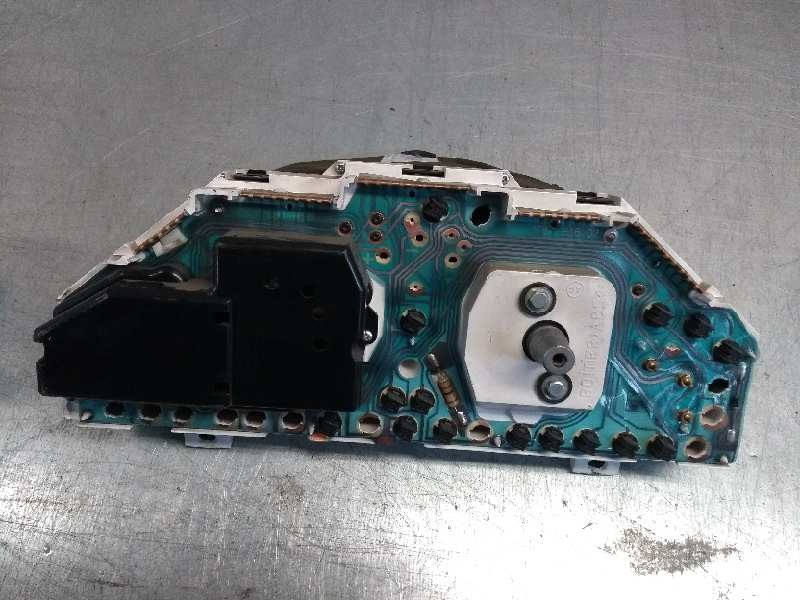 Recambio de cuadro instrumentos para peugeot 106 (s1) 1.4 diesel cat referencia OEM IAM 9608233580  