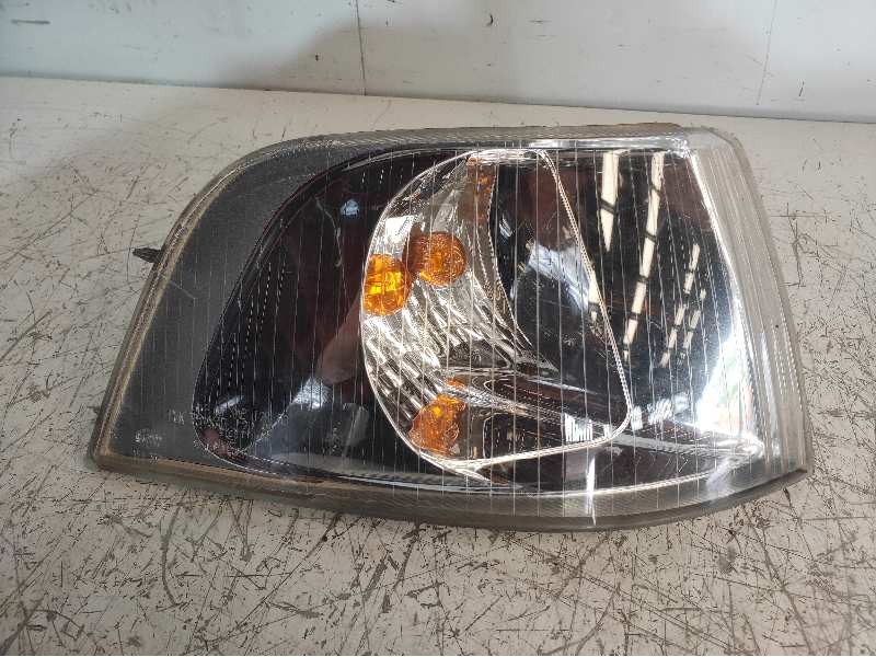 Recambio de piloto delantero derecho para volvo s40 berlina td referencia OEM IAM 30865563 896583 