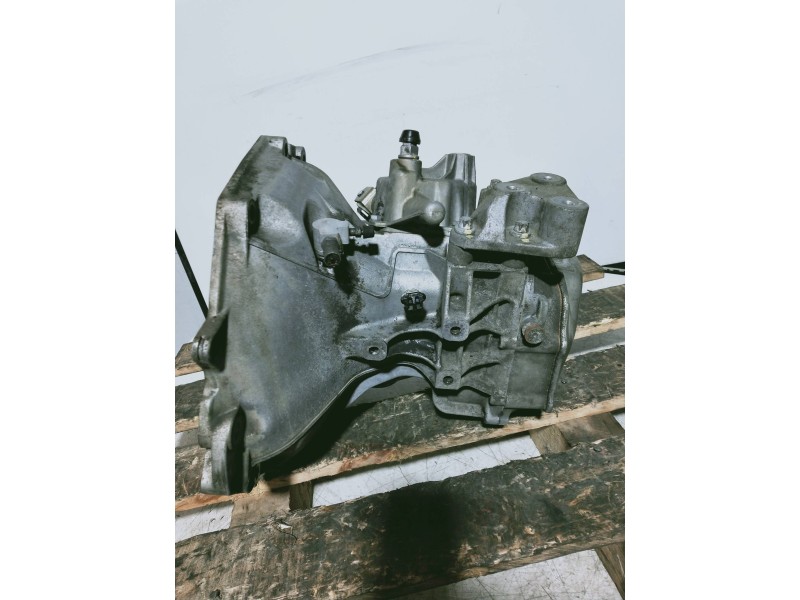 Recambio de caja cambios para opel zafira a elegance referencia OEM IAM F17C419 A20203 5V
