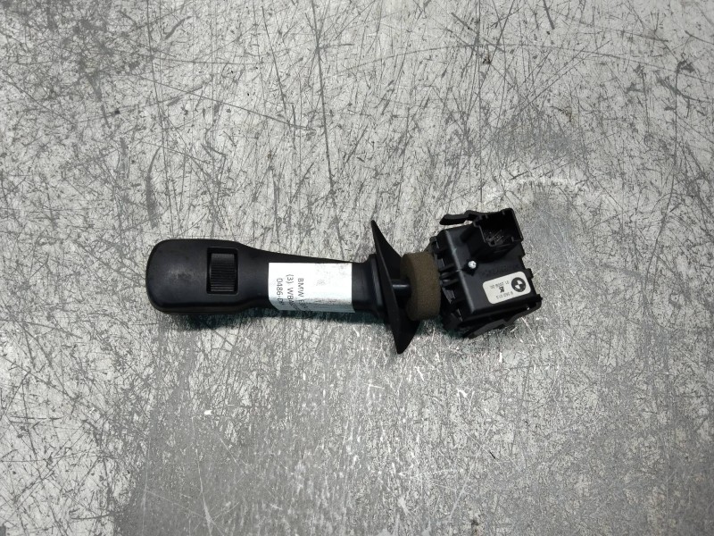 Recambio de mando limpia para bmw serie 7 (e38) 725tds referencia OEM IAM 8352013 01200900 