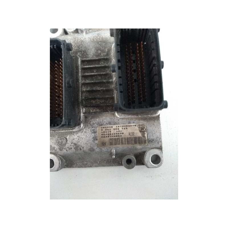 Recambio de centralita motor uce para alfa romeo 147 (190) 1.6 t.spark distinctive referencia OEM IAM 0261206715  