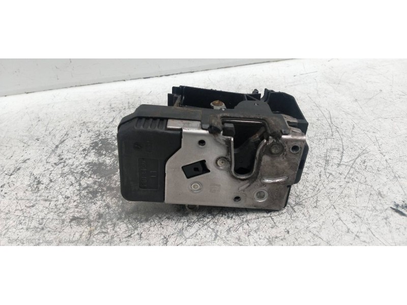 Recambio de motor cierre centralizado delantero izquierdo para opel astra g coupé 2.2 dti edition referencia OEM IAM 14260Z00  