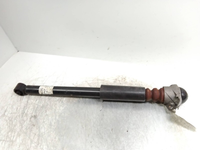 Recambio de amortiguador trasero para audi a1 (8x) 1.6 tdi referencia OEM IAM 6R0513025J  