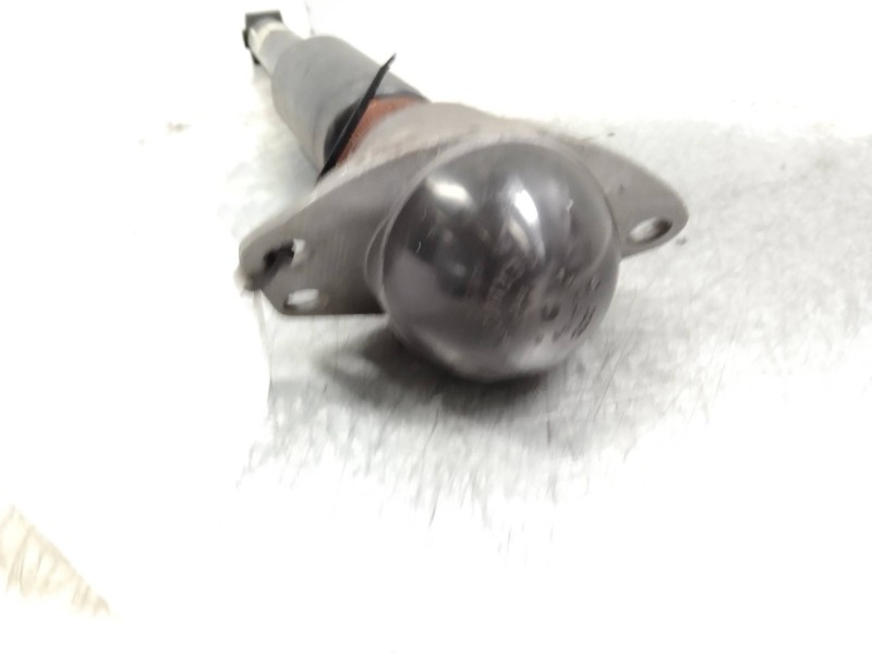 Recambio de amortiguador trasero para audi a1 (8x) 1.6 tdi referencia OEM IAM 6R0513025J  