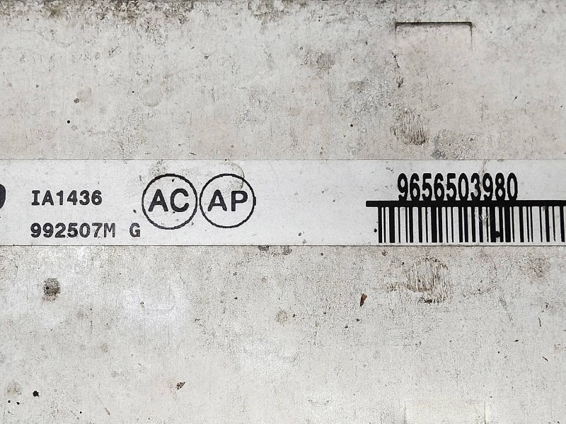 Recambio de intercooler para peugeot 3008 premium referencia OEM IAM 992507MG 965603980 