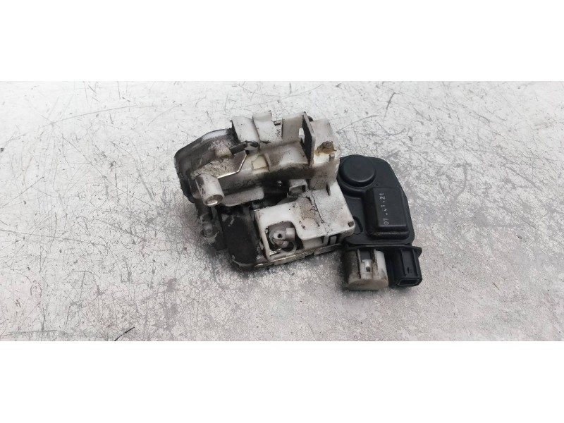 Recambio de motor cierre centralizado trasero izquierdo para honda jazz (gd1/5) 1.4 es graphite referencia OEM IAM   