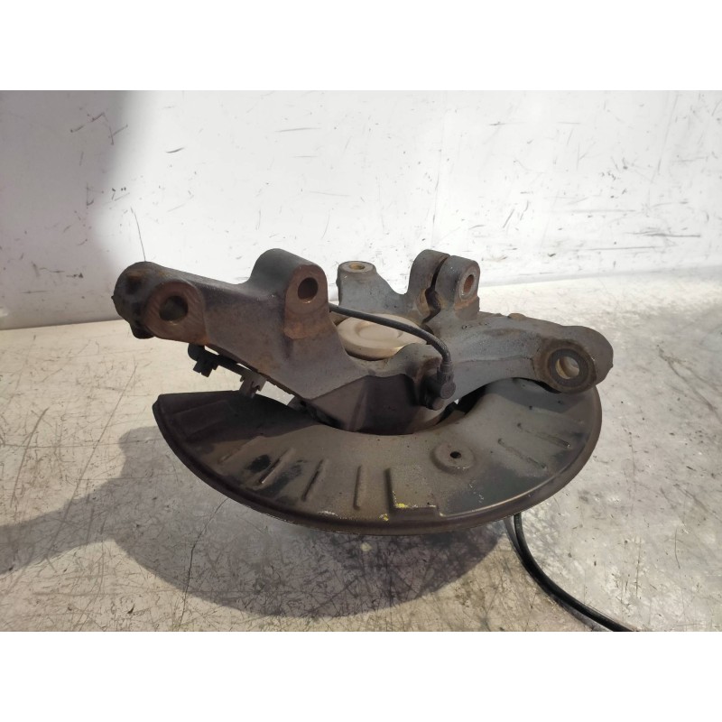 Recambio de mangueta delantera derecha para mercedes vito kasten (639) 113 cdi extralang (639.605) referencia OEM IAM   