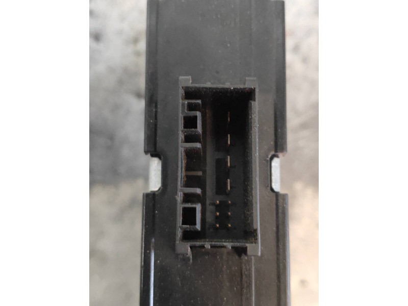 Recambio de modulo electronico para bmw serie 3 touring (e91) 320d referencia OEM IAM 8ES00947920 61429127088 