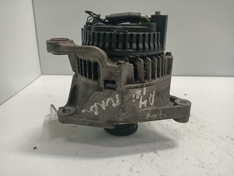 Recambio de alternador para audi a4 berlina (b5) 1.8 t referencia OEM IAM  058907016E VALEO 90A