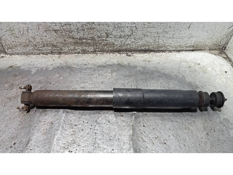 Recambio de amortiguador delantero derecho para jeep gr.cherokee (wj/wg) 3.1 td laredo referencia OEM IAM   